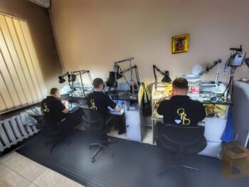 Морена Виробництво